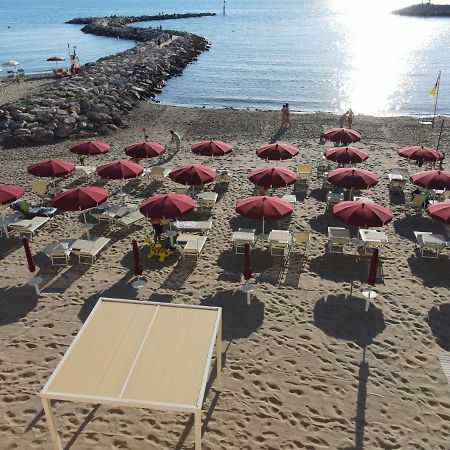 Miio Hotel San Vincenzo Extérieur photo
